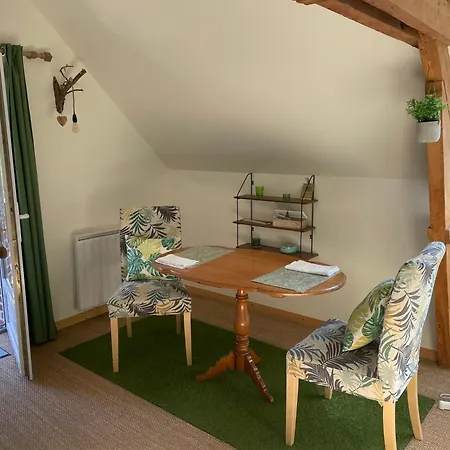 Aux Murmures De La Nature 4* オンフルール
