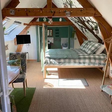 Aux Murmures De La Nature Bed and Breakfast 4*
