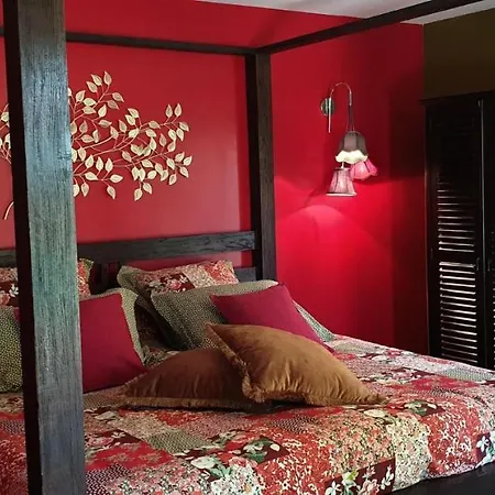 Aux Murmures De La Nature Bed & Breakfast *