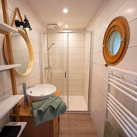 Aux Murmures De La Nature Oda ve Kahvaltı Honfleur