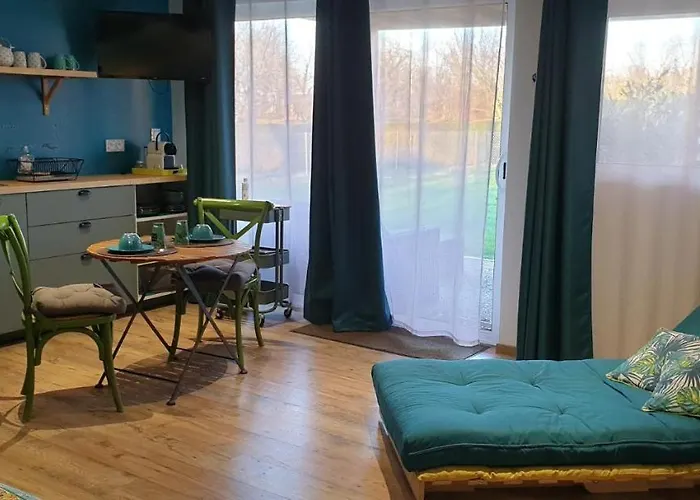 Aux Murmures De La Nature Bed & Breakfast