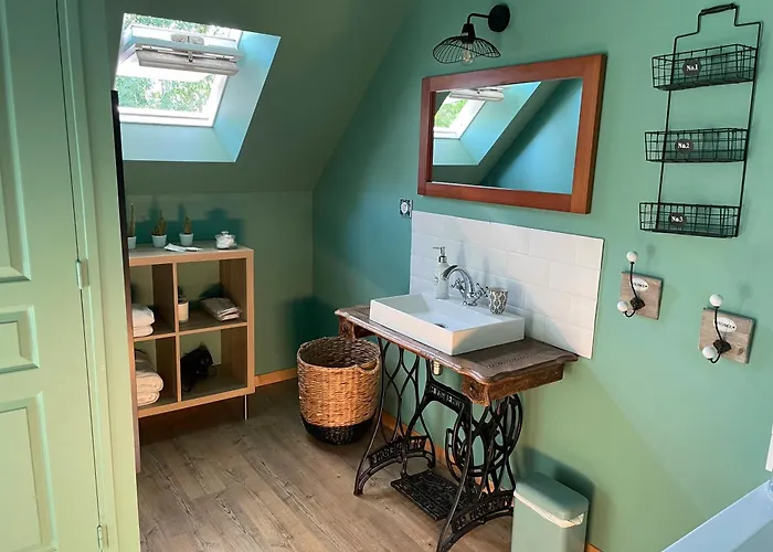 Aux Murmures De La Nature Honfleur